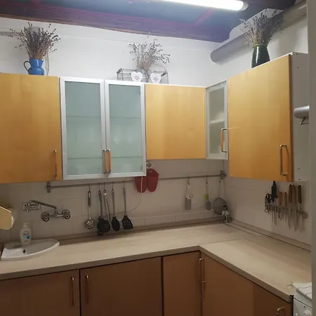 Joobarat Vendeghaz *